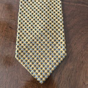 Oscar de la Renta silk tie